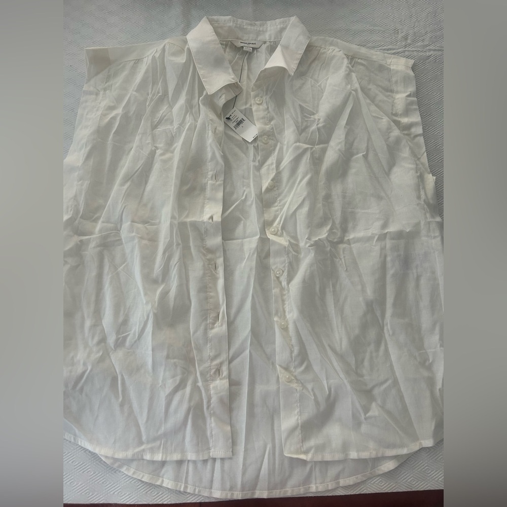 Banana Republic white button down sleeveless tank